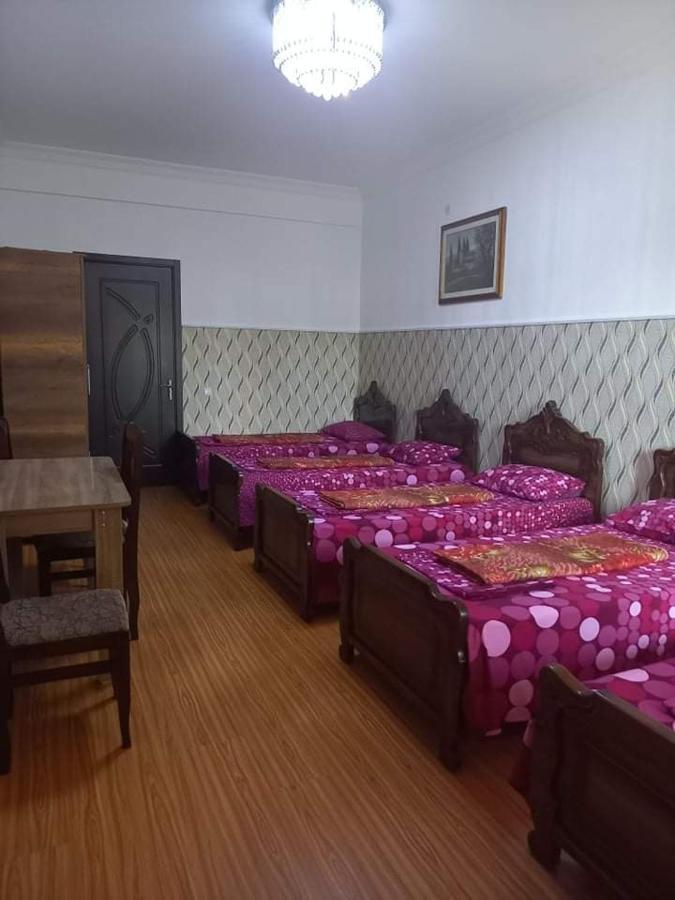 Guest House Fazisi クタイシ エクステリア 写真